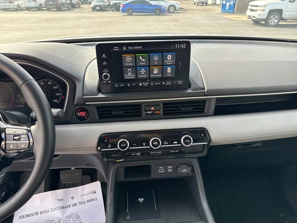 Used 2025 Honda Pilot EX-L image 17