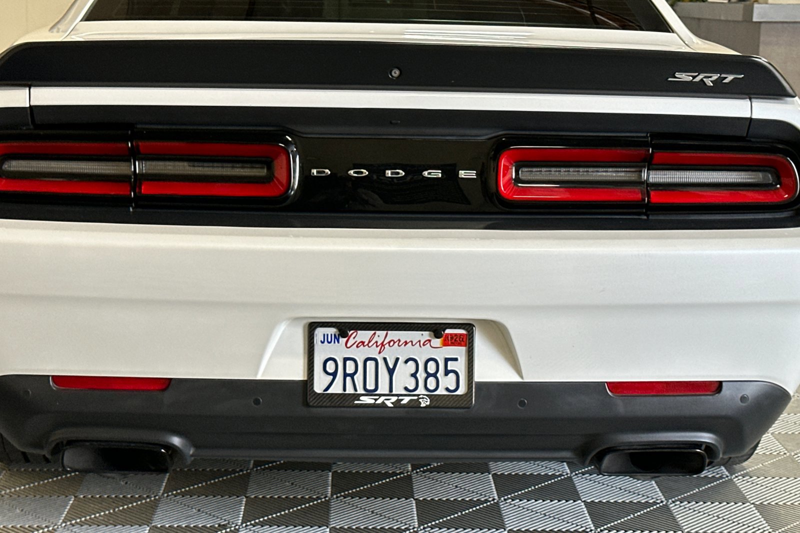 Used 2015 Dodge Challenger SRT Hellcat image 50