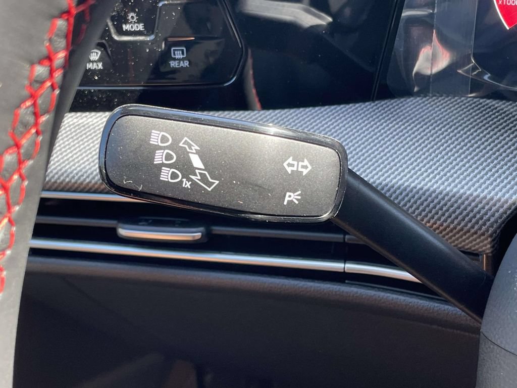 New 2026 Volkswagen GTI SE FWD image 21