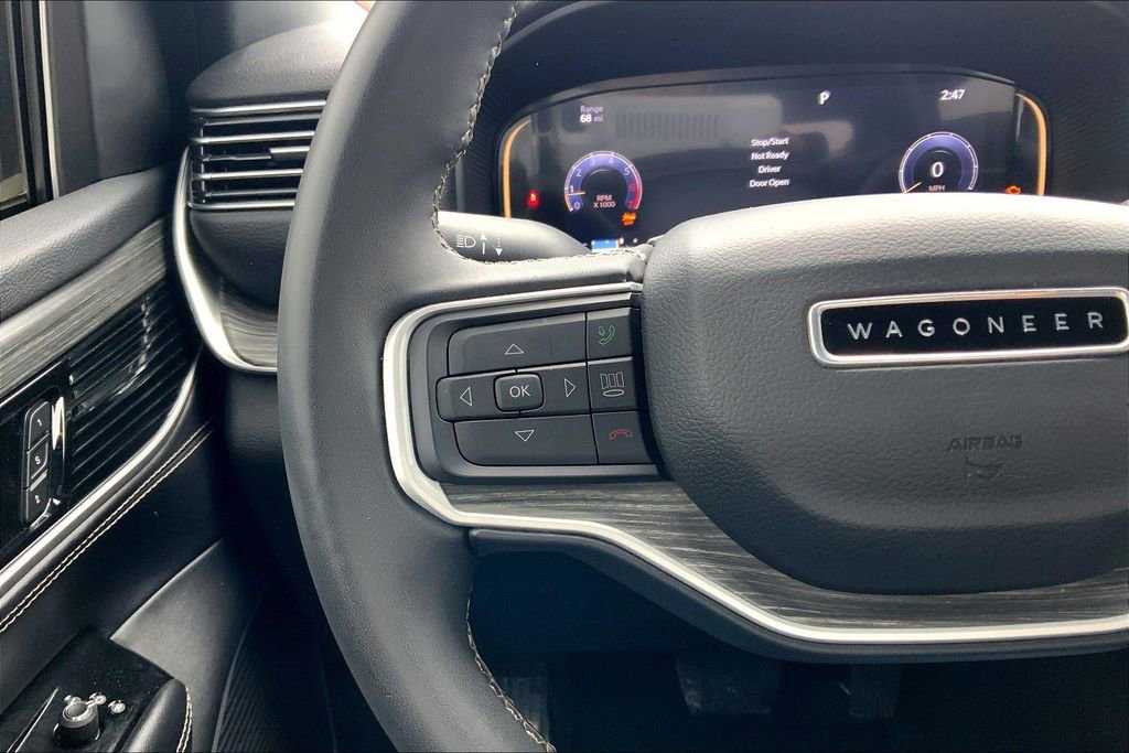 Used 2023 Jeep Wagoneer Series II image 12