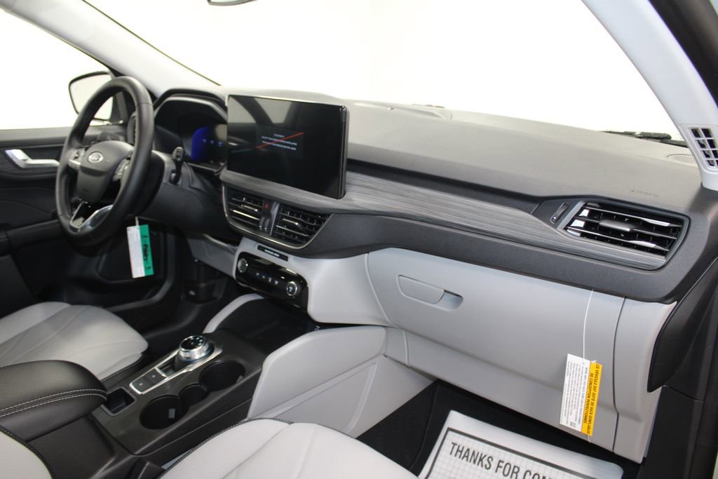 New 2026 Ford Escape Platinum w/ Premium Technology Package image 28