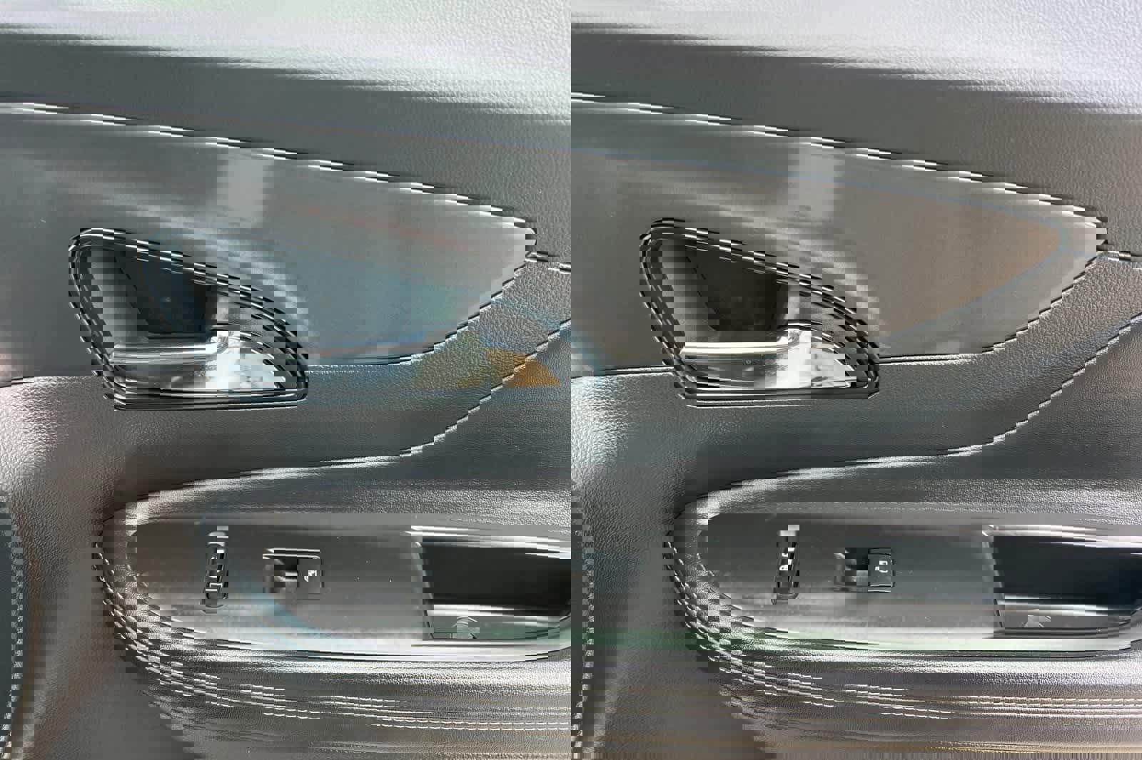 Used 2019 Buick Encore Preferred image 20