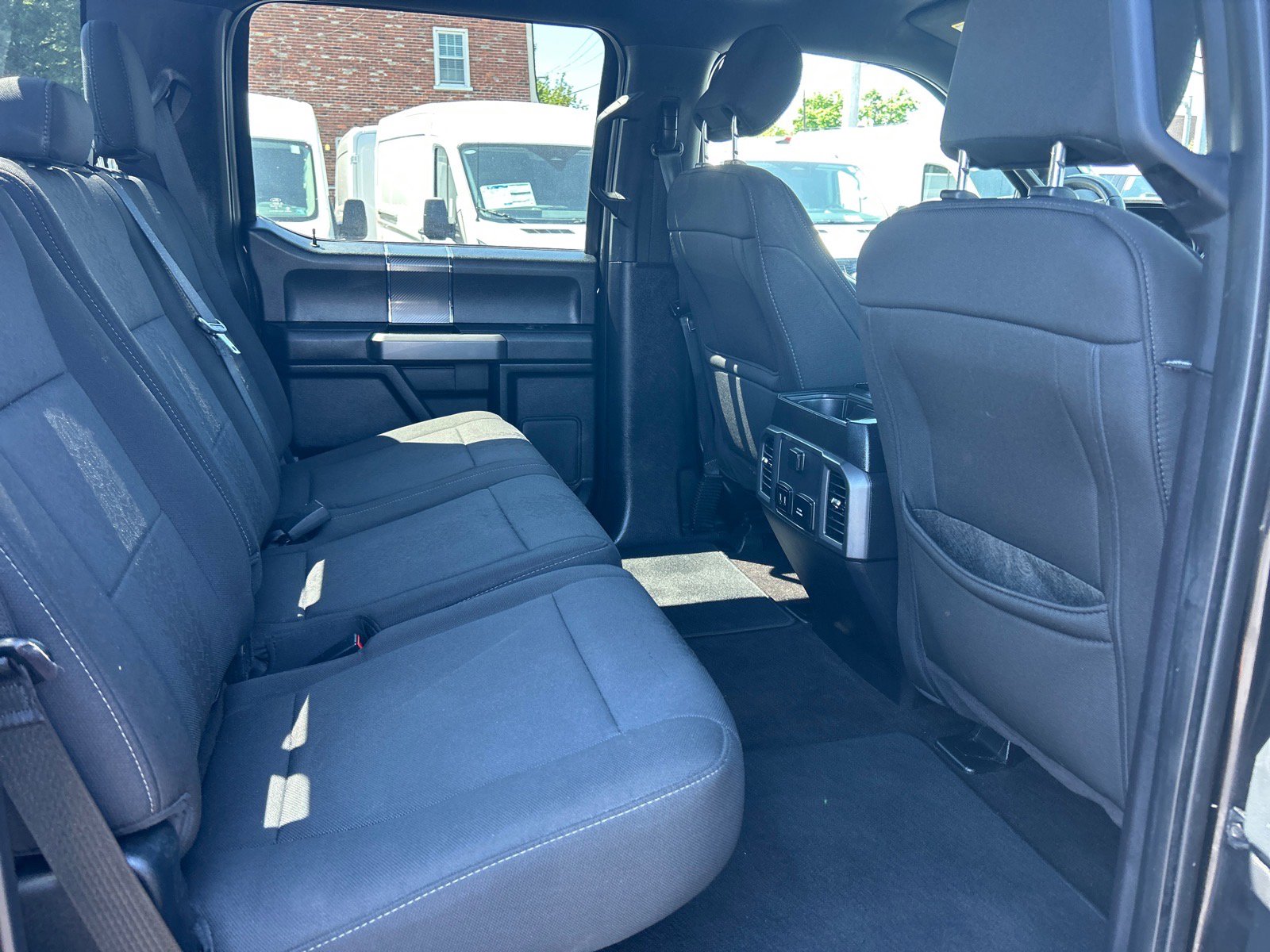 Used 2018 Ford F150 XLT w/ Equipment Group 302A Luxury AWD/4WD image 19