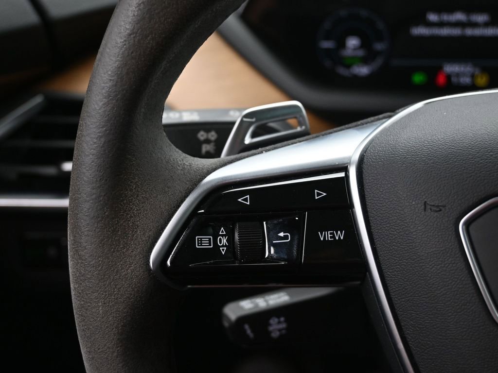 Used 2023 Audi e-tron GT Premium Plus image 14