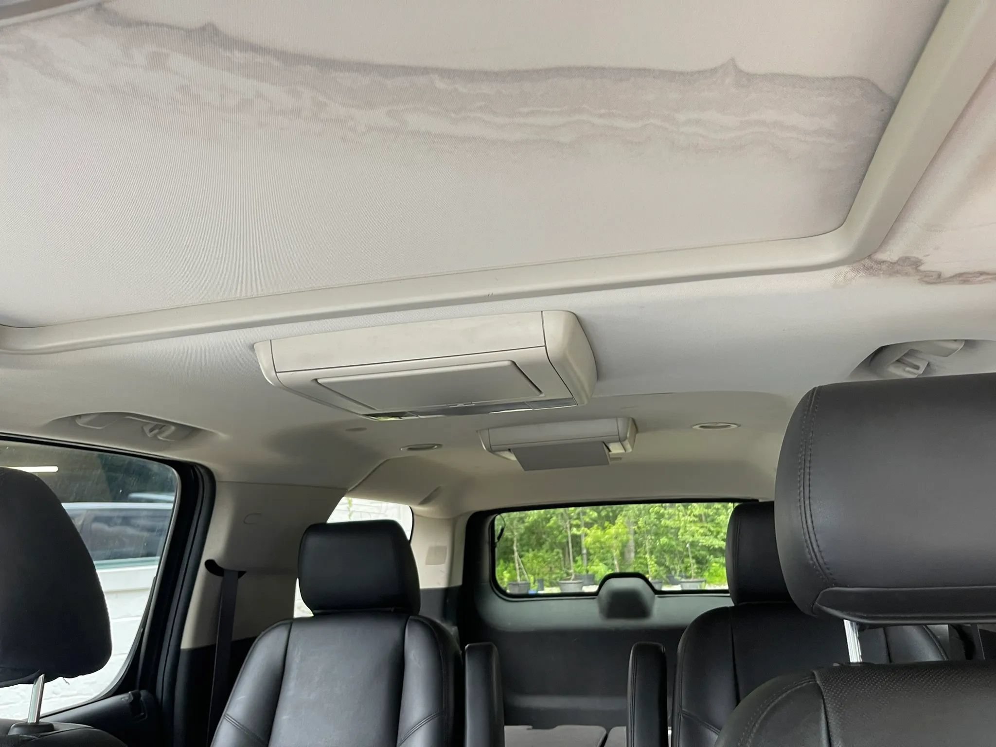 Used 2013 GMC Yukon XL Denali AWD/4WD image 30