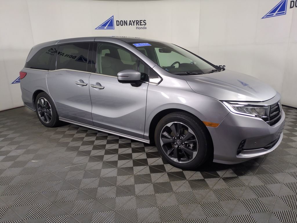 Certified 2024 Honda Odyssey Elite image 11