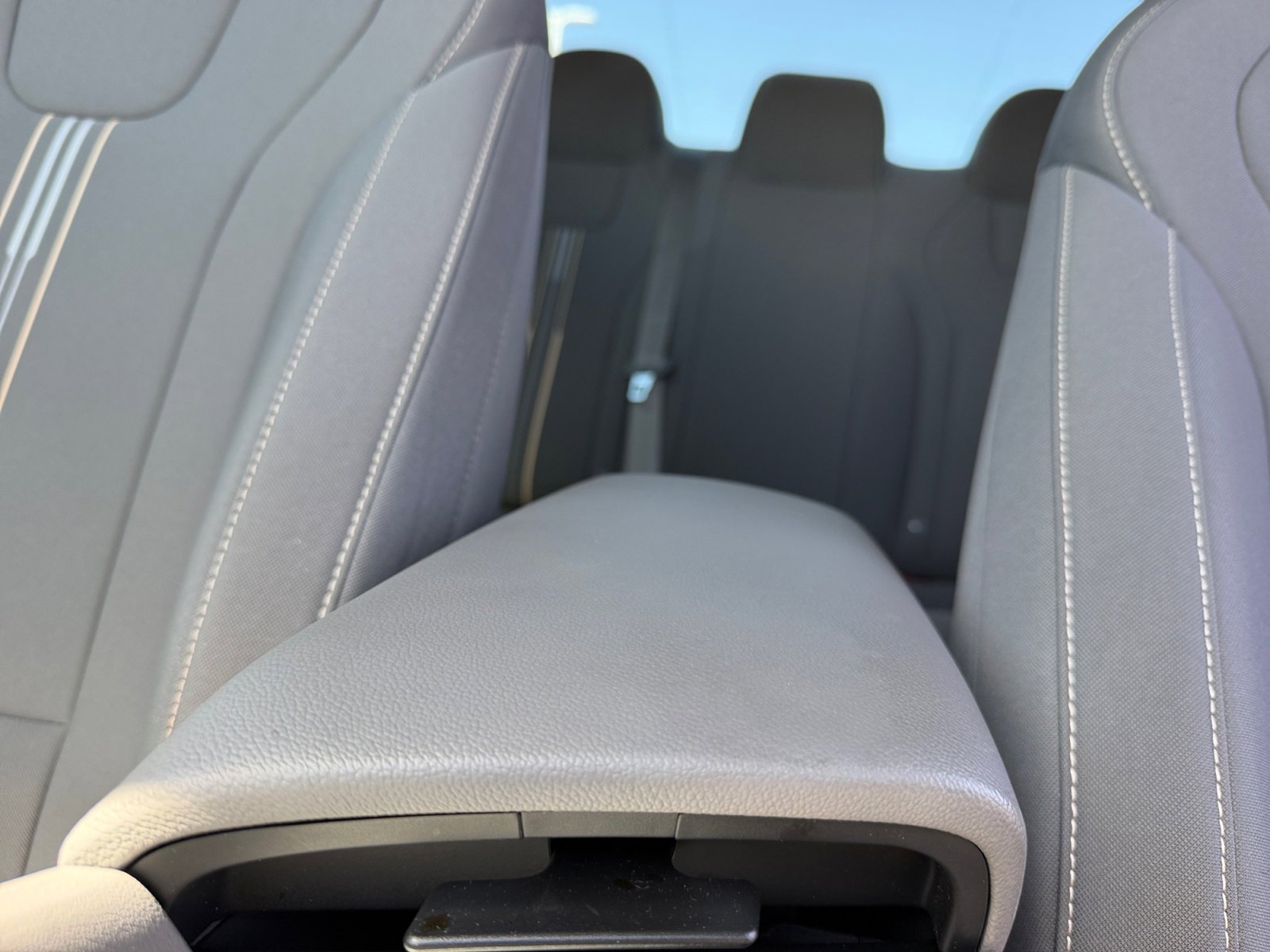 Certified 2025 Hyundai Elantra Sport FWD image 11