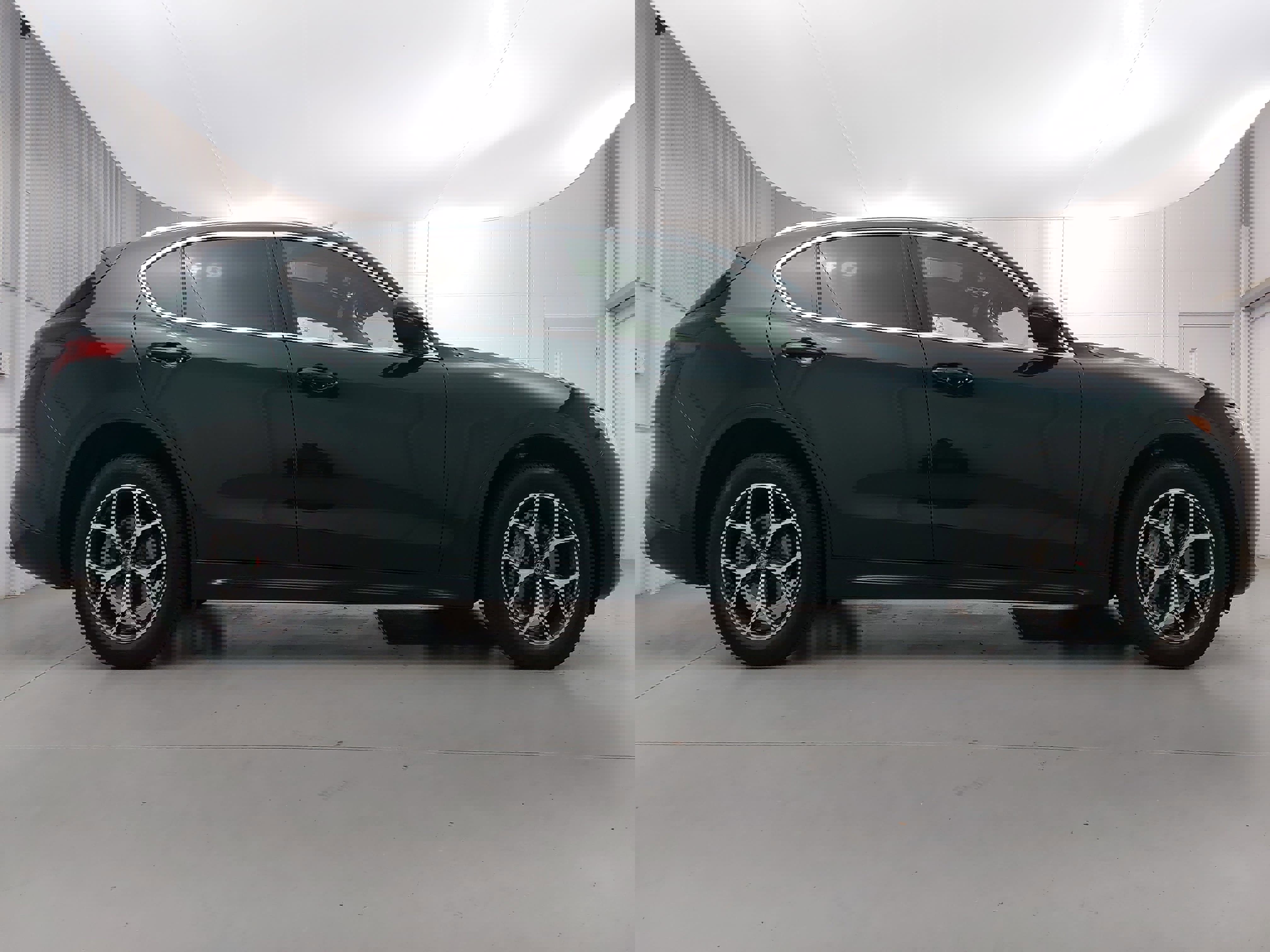 Used 2021 Alfa Romeo Stelvio Ti w/ Nero Edizione image 8