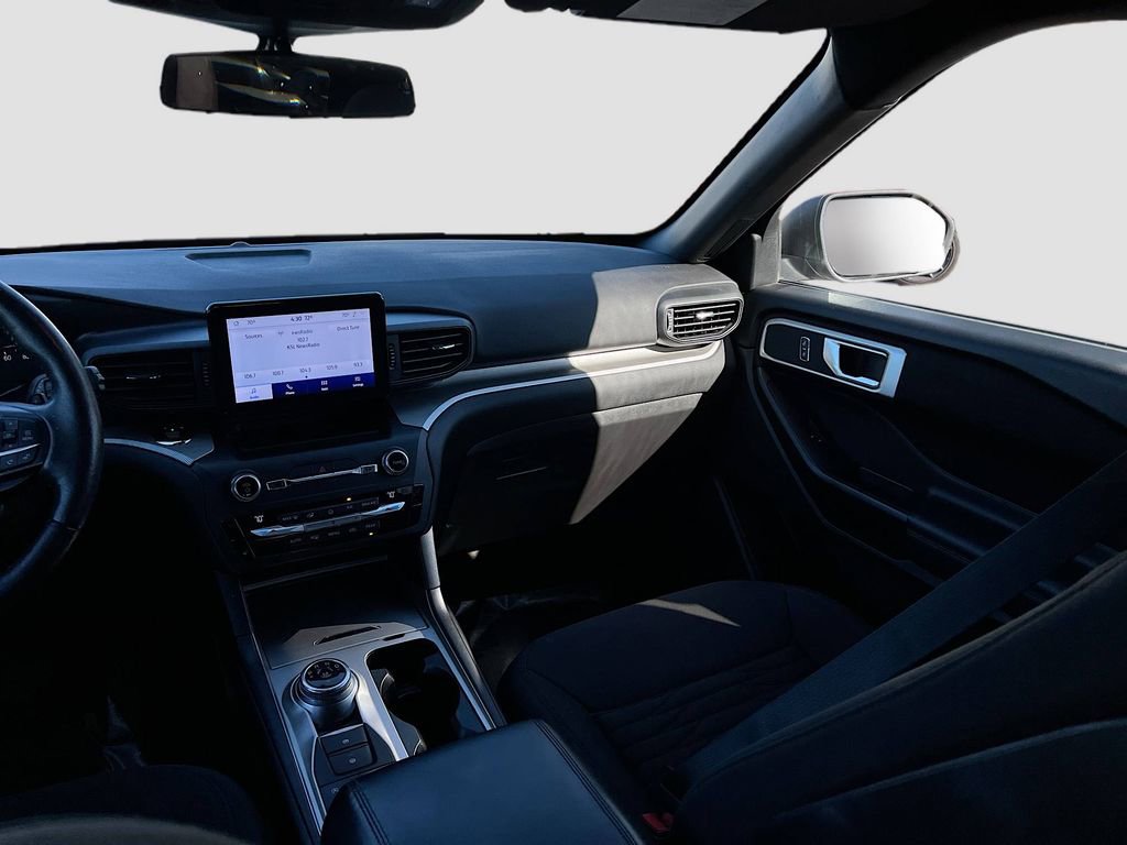 Used 2020 Ford Explorer XLT w/ Comfort Package AWD/4WD image 22