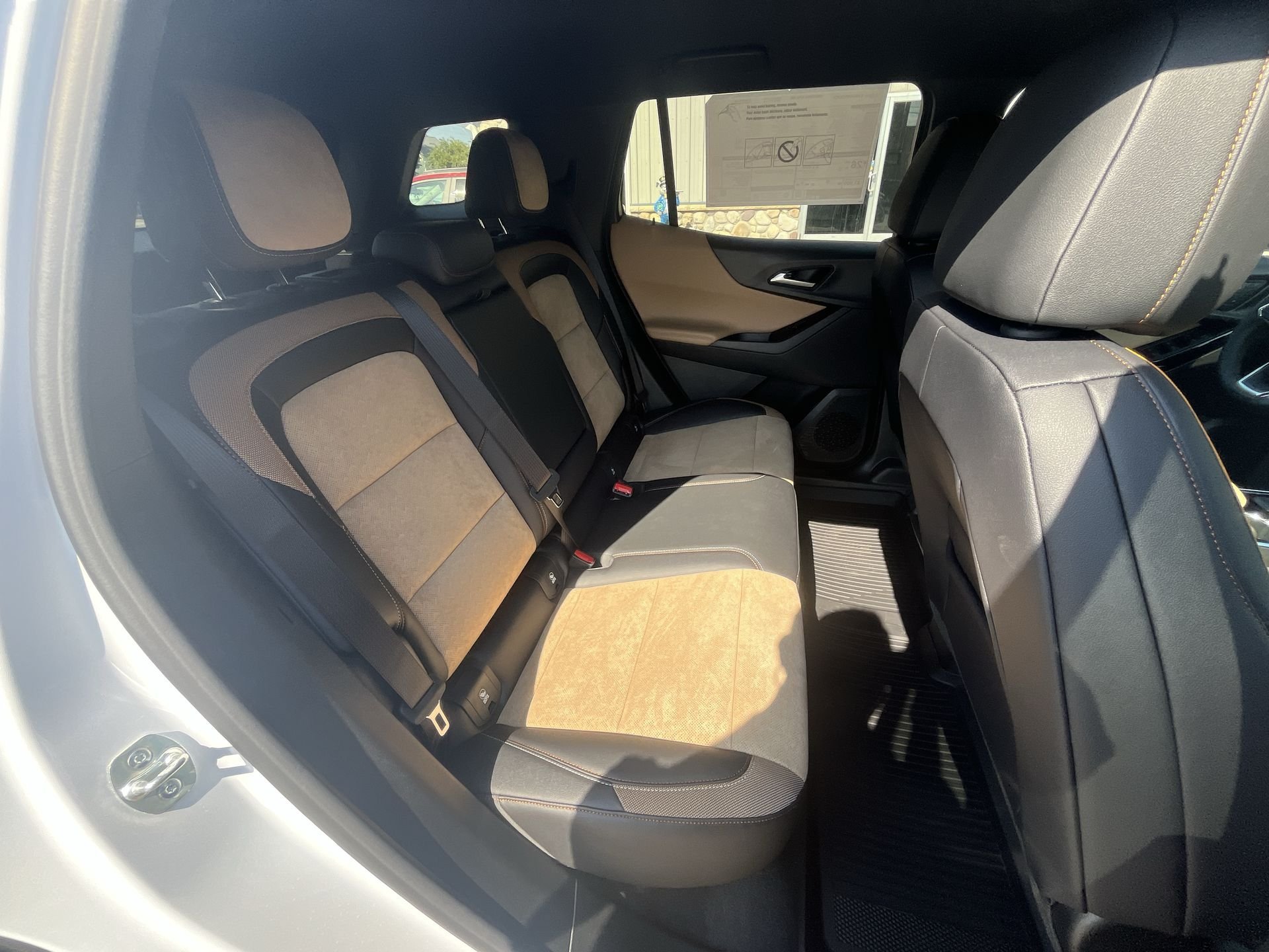 New 2026 Chevrolet Equinox ACTIV w/ Convenience Package III AWD/4WD image 52