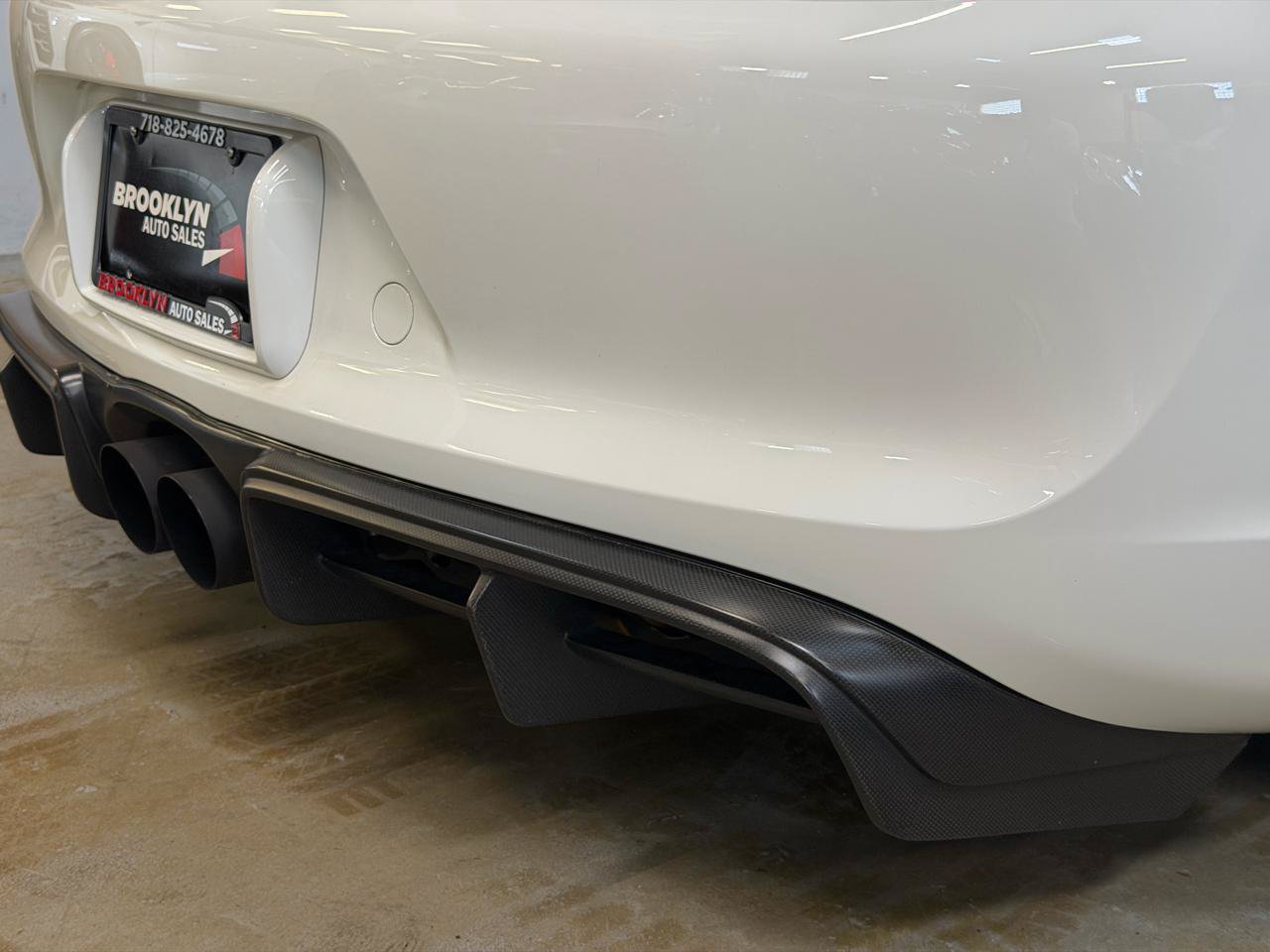 Used 2016 Porsche Cayman GT4 RWD image 19