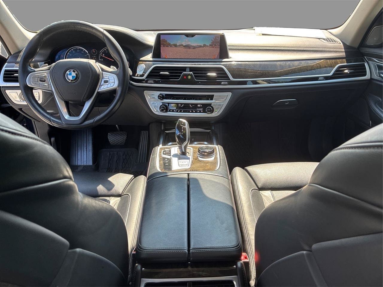 Used 2019 BMW 740i xDrive w/ Executive Package AWD/4WD image 27