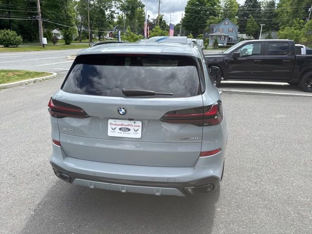 Used 2024 BMW X5 xDrive40i w/ M Sport Package AWD/4WD image 8