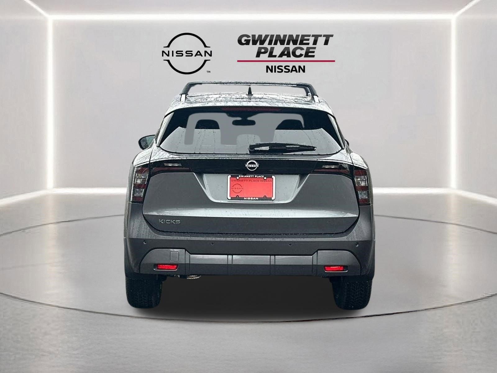 New 2026 Nissan Kicks SR w/ Cold Weather Package image 6