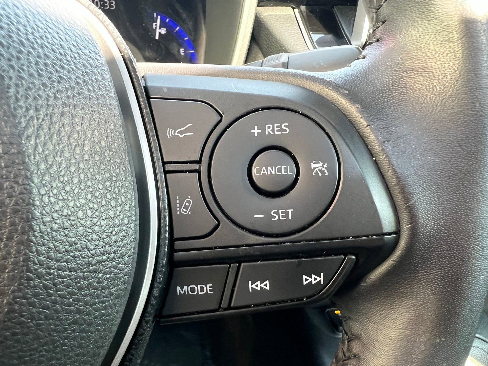 Used 2020 Toyota Corolla XSE image 33