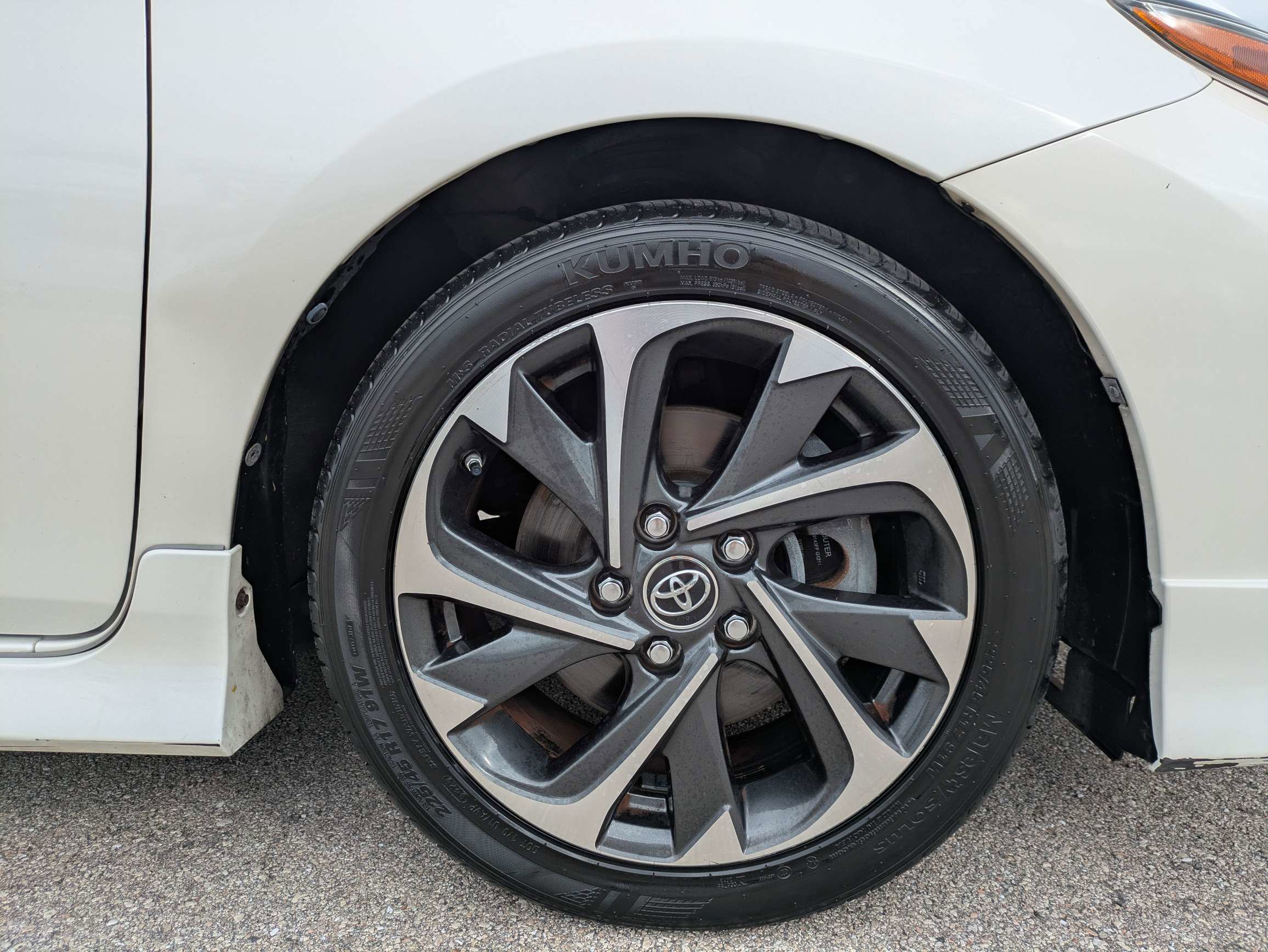 Used 2017 Toyota Corolla iM w/ All-Weather Mat Package FWD image 11