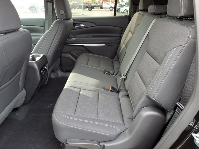 New 2027 Chevrolet Traverse LT FWD image 9