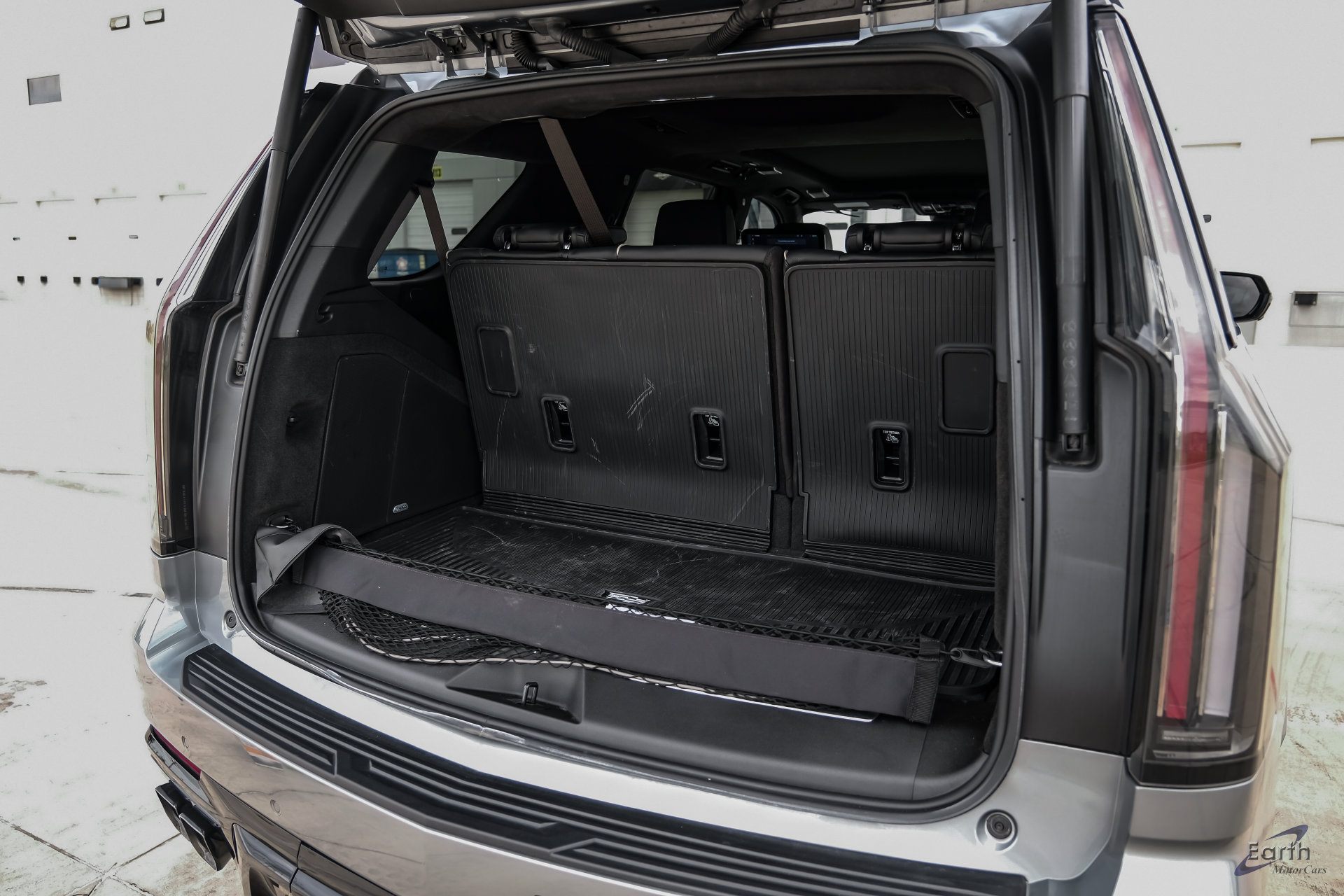 Used 2025 Cadillac Escalade V w/ LPO, Floor Liner Package AWD/4WD image 88