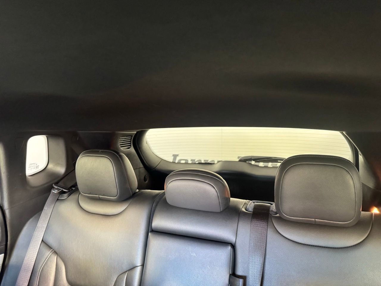 Used 2025 Jeep Compass Limited image 4