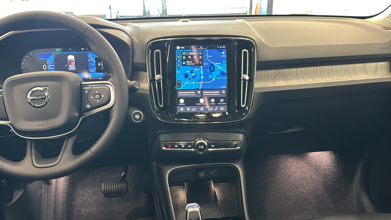 New 2026 Volvo XC40 B5 Plus w/ Protection Package Premier AWD/4WD image 11