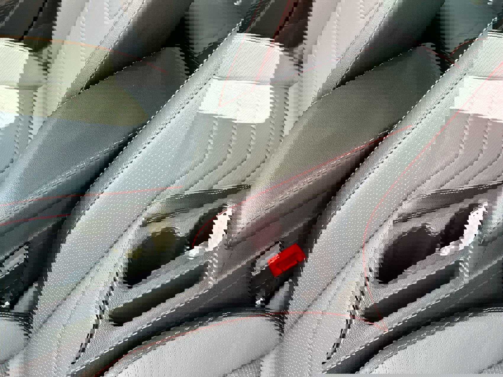 Used 2025 Volkswagen Jetta GLI Autobahn image 20