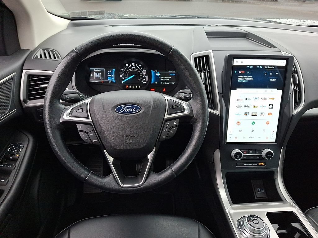 Used 2023 Ford Edge SEL w/ Convenience Package AWD/4WD image 2