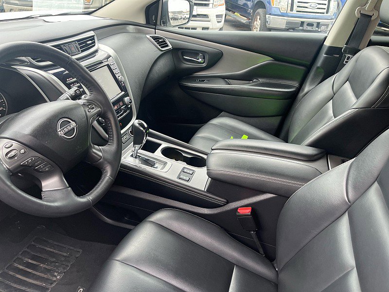 Used 2023 Nissan Murano SV AWD/4WD image 14