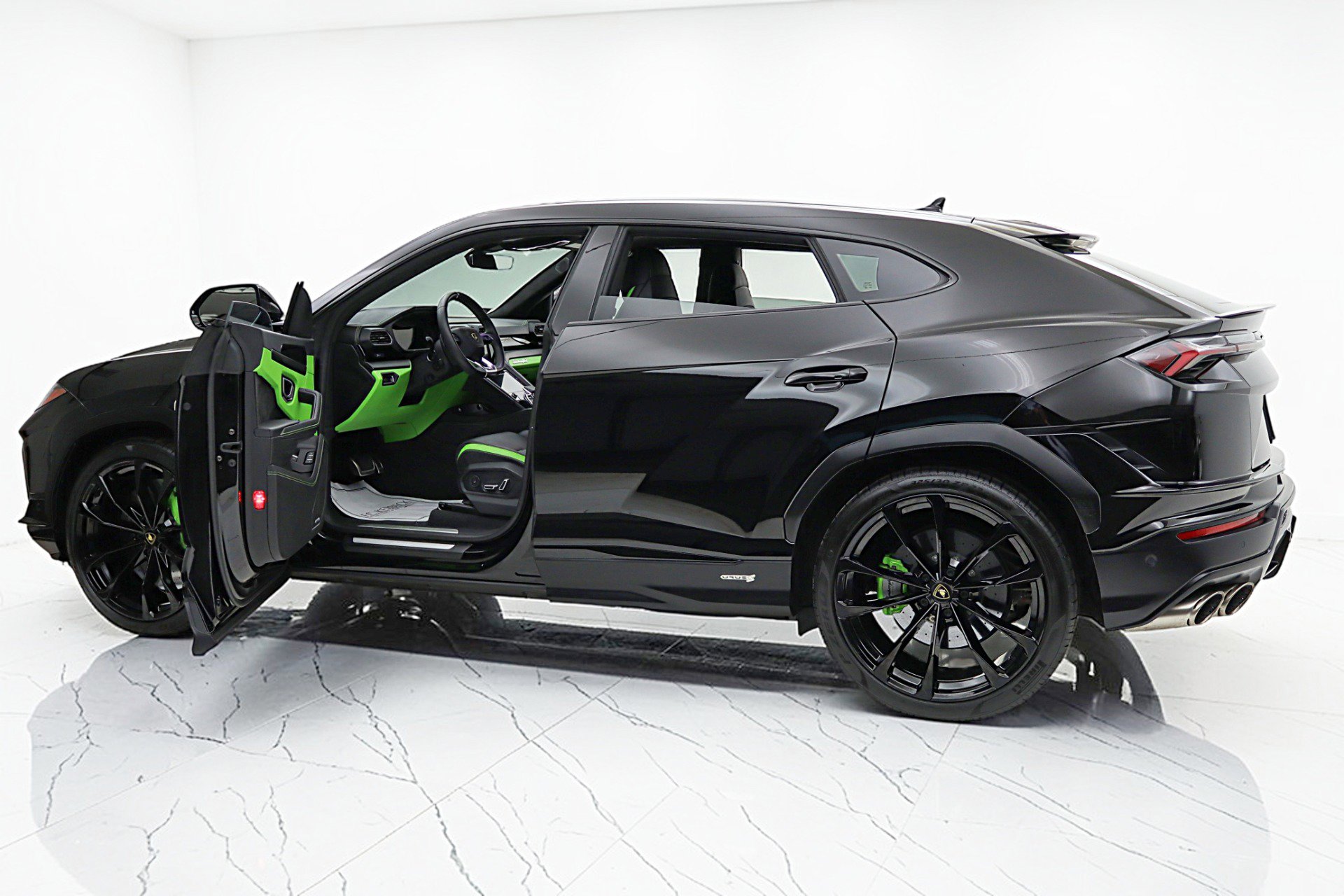 Used 2024 Lamborghini Urus S image 7
