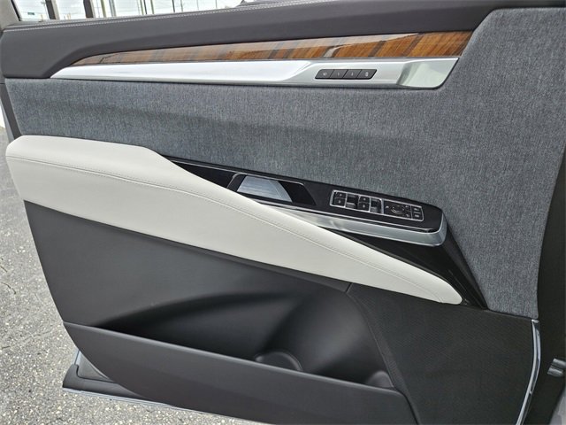 New 2025 Cadillac Escalade ESV Sport Platinum image 31