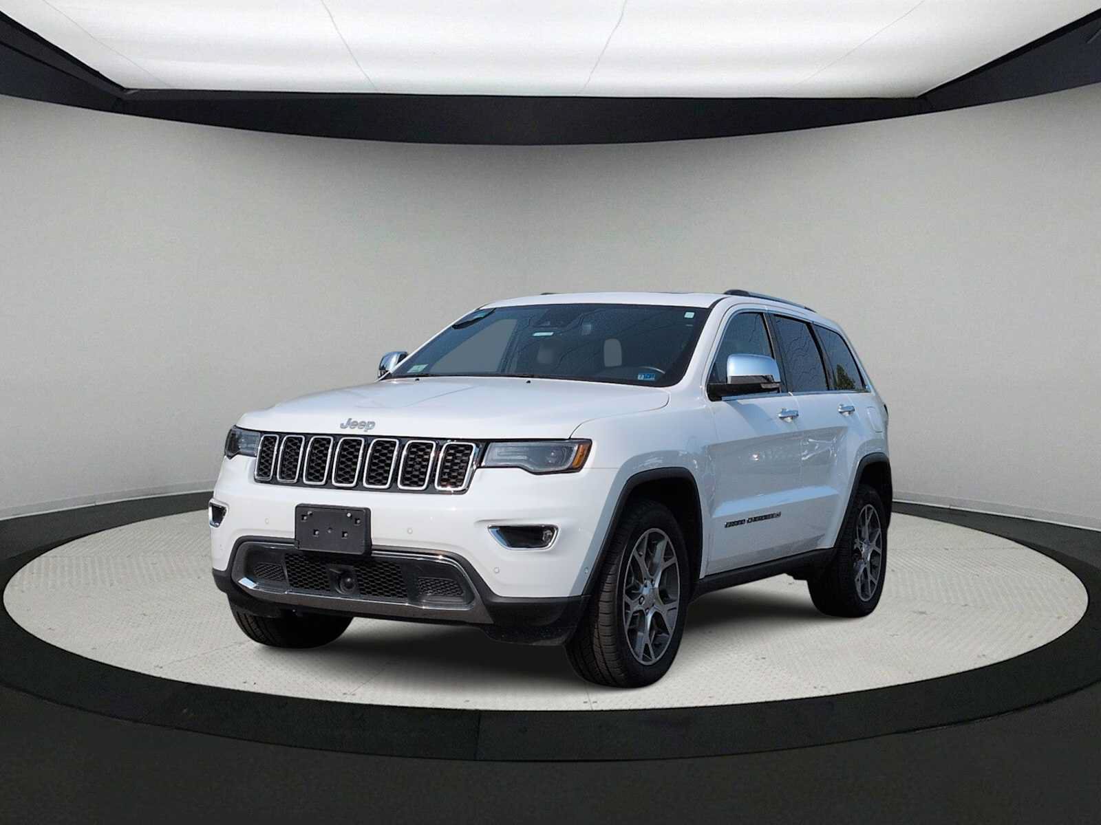 Used 2022 Jeep Grand Cherokee Limited w/ Tech Group AWD/4WD image 4