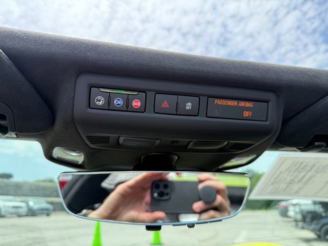 Used 2021 Chevrolet Corvette Stingray w/ Z51 Performance Package image 30