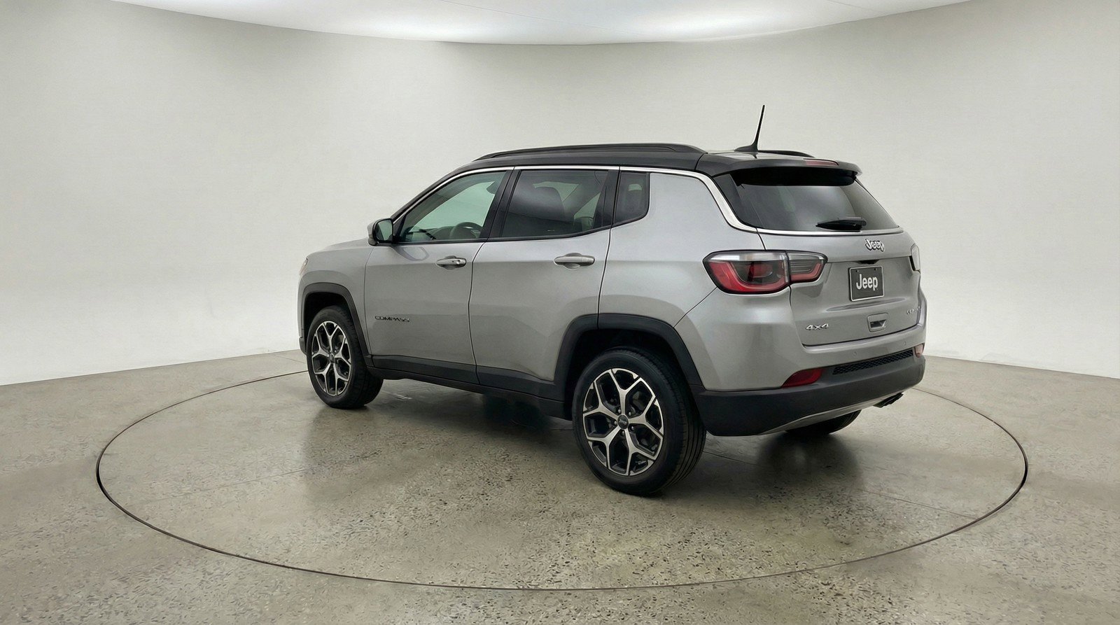 Used 2025 Jeep Compass Limited AWD/4WD image 6