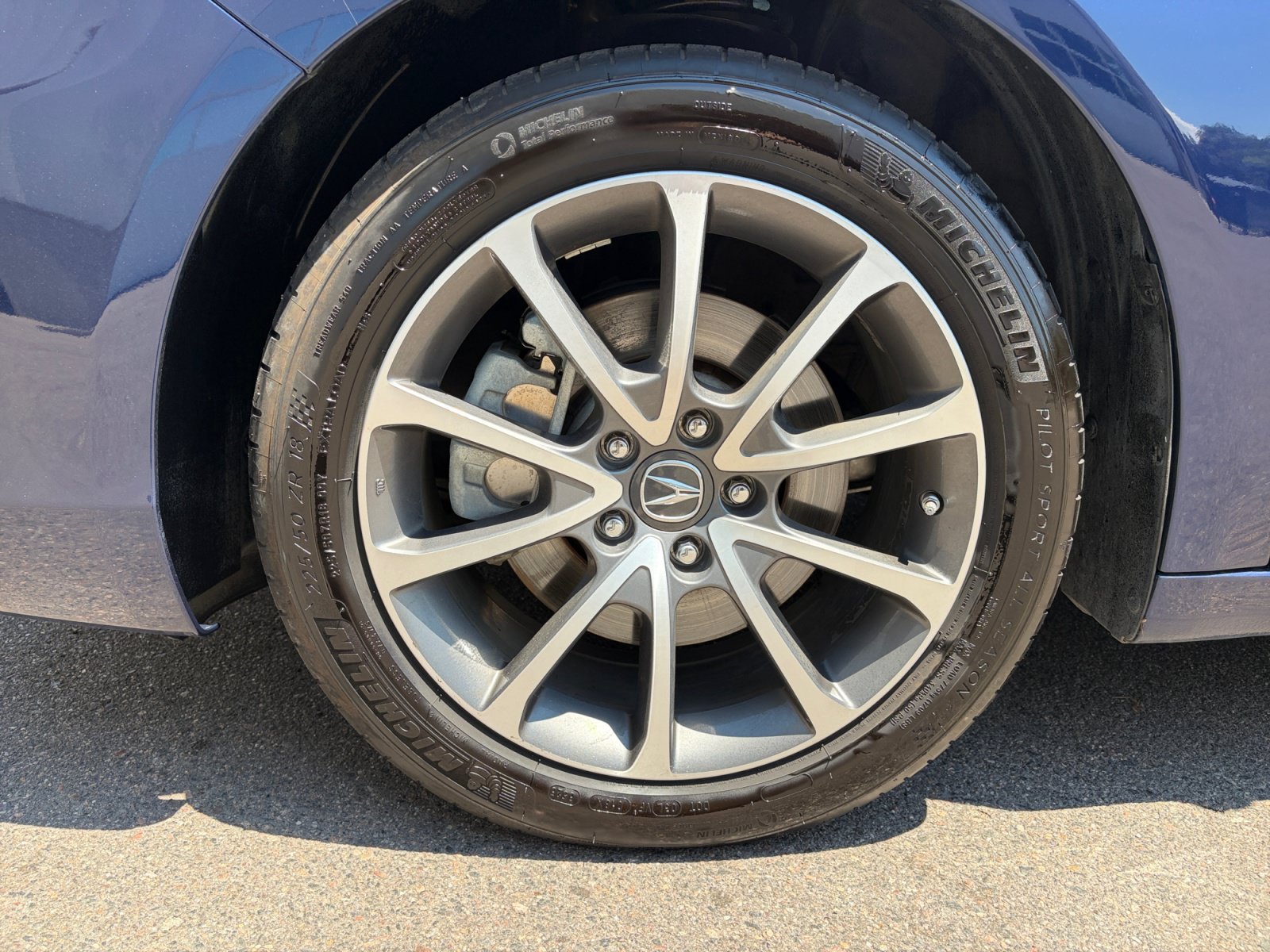 Used 2018 Acura TLX V6 SH-AWD image 11