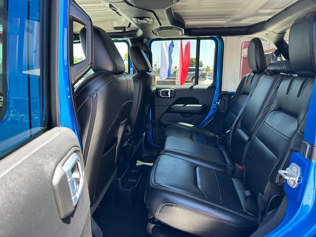 Used 2021 Jeep Wrangler Unlimited Sahara AWD/4WD image 32