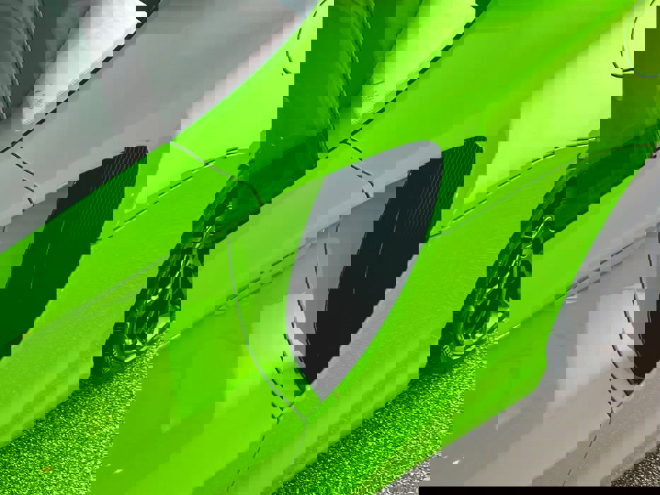 New 2025 McLaren Artura image 24