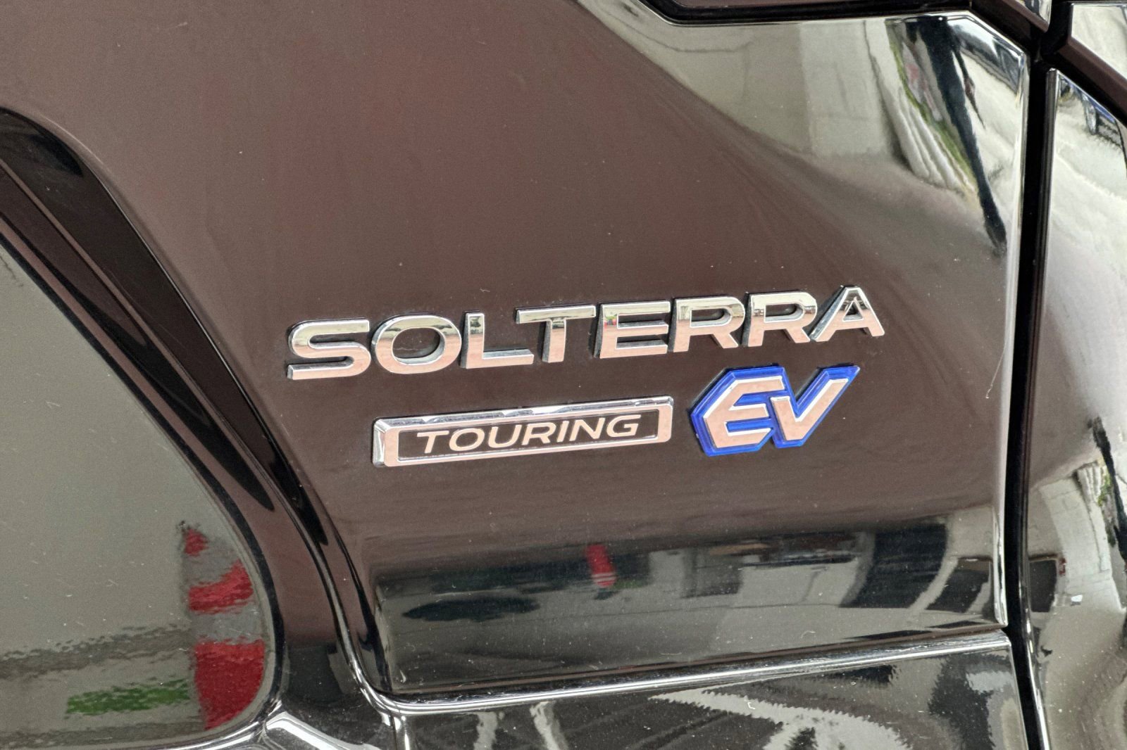 Used 2024 Subaru Solterra Touring image 37