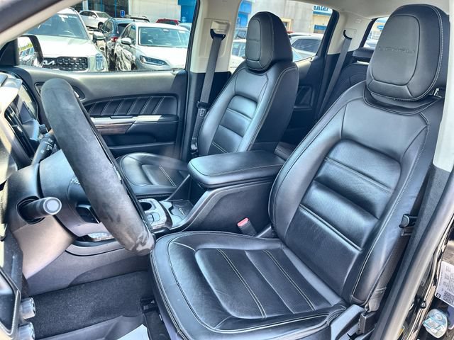 Used 2022 GMC Canyon Denali w/ Denali Black Edition Package AWD/4WD image 15