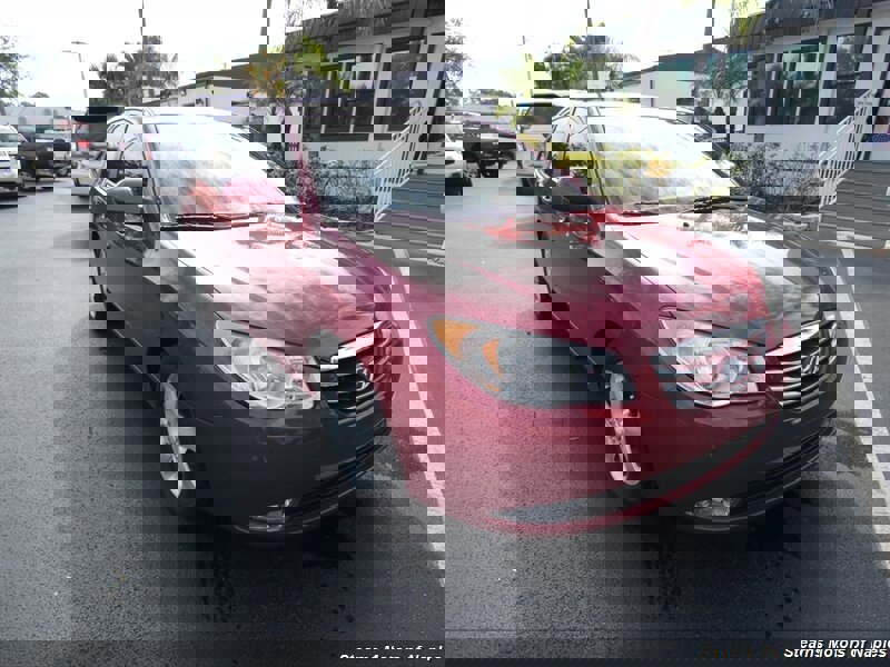 Used 2010 Hyundai Elantra SE image 1