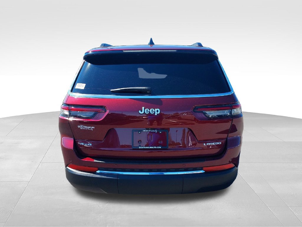 Used 2024 Jeep Grand Cherokee L Laredo AWD/4WD image 5