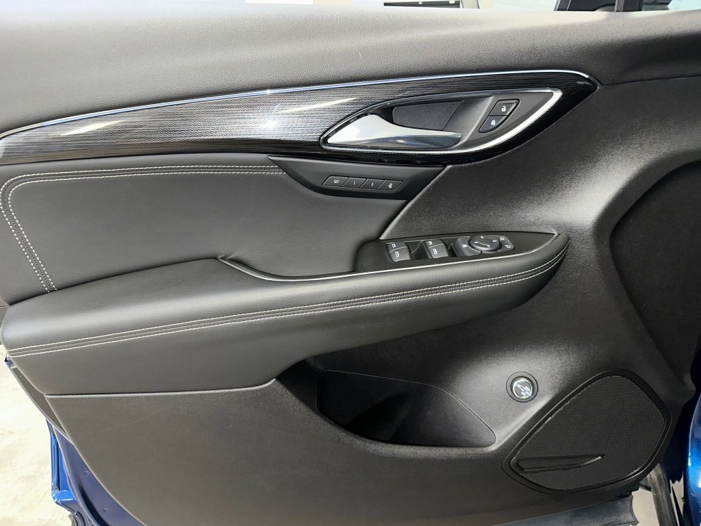 Certified 2023 Buick Envision Essence image 4