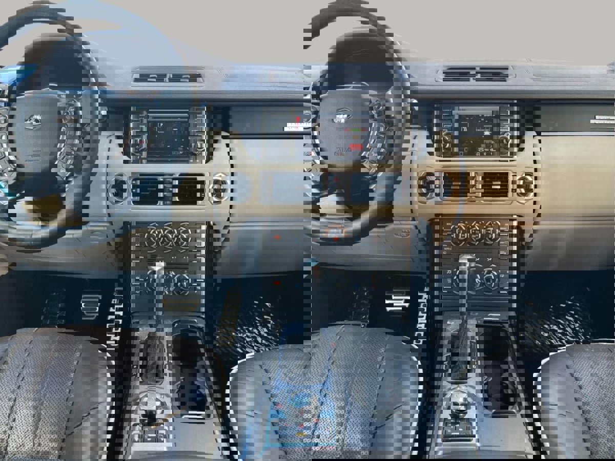 Used 2010 Land Rover Range Rover Supercharged image 39