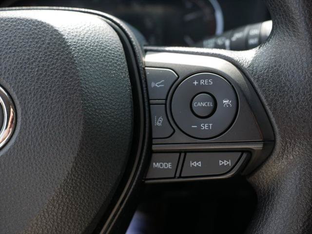 Certified 2025 Toyota RAV4 XLE AWD/4WD image 24