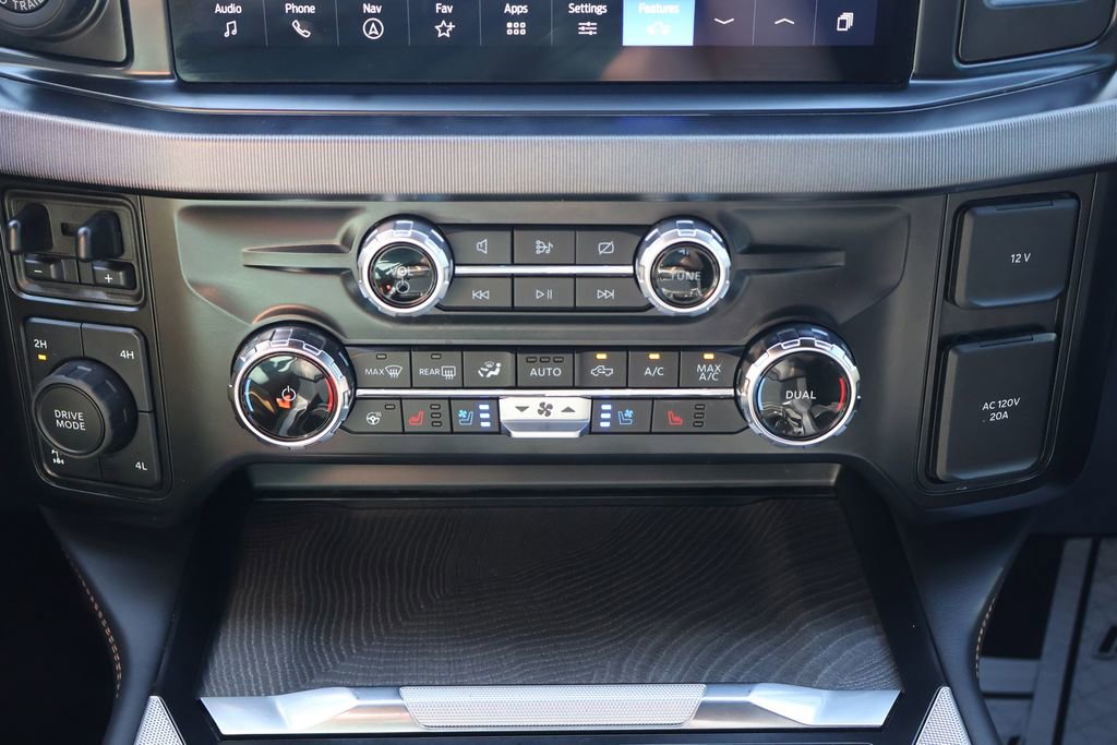 Used 2024 Ford F250 Platinum AWD/4WD image 15