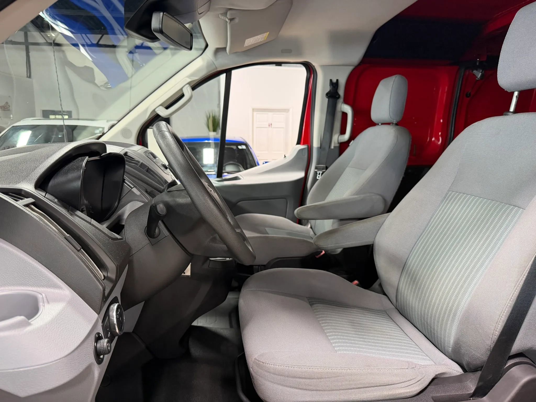 Used 2016 Ford Transit 150 130 Low Roof RWD image 7