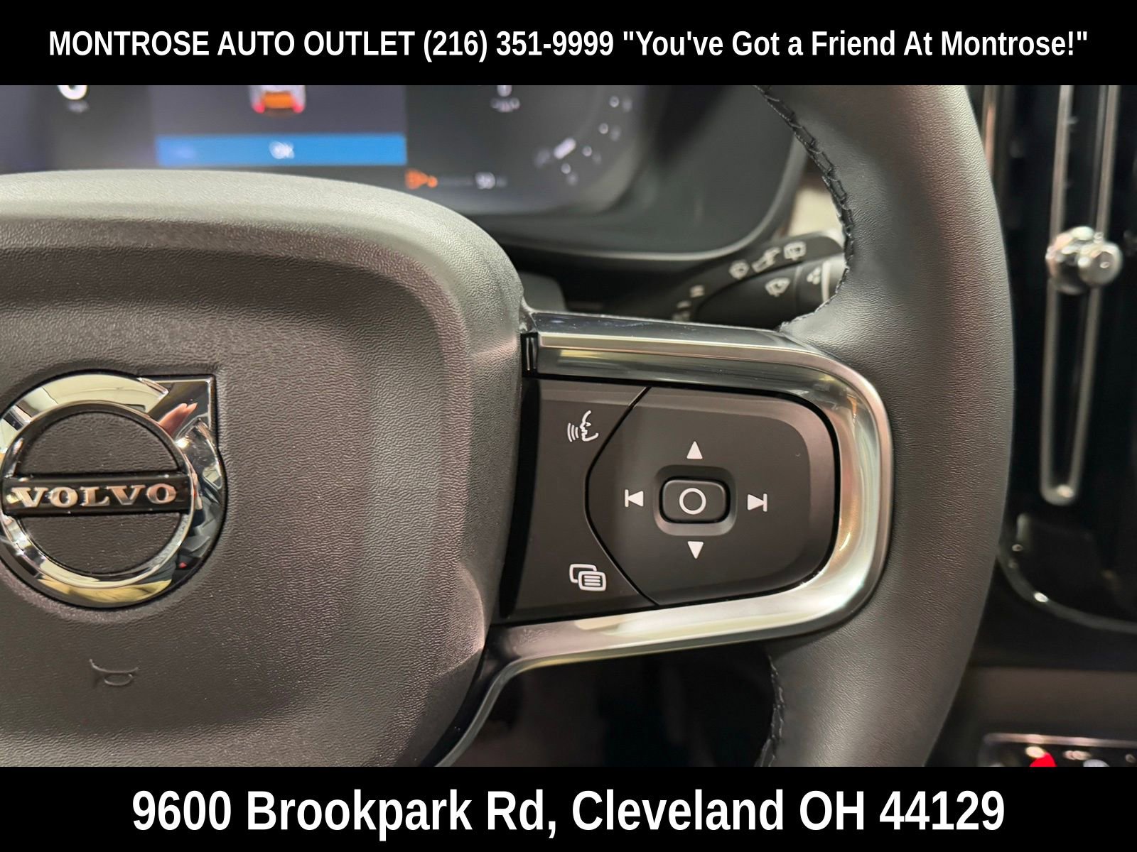 New 2026 Volvo XC40 B5 Plus w/ Protection Package Premier image 18