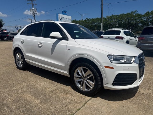 Used 2018 Audi Q3 2.0T Premium w/ Convenience Package image 3