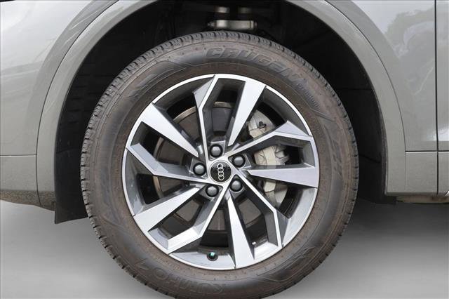 Used 2024 Audi Q5 2.0T Premium w/ Convenience Package AWD/4WD image 9