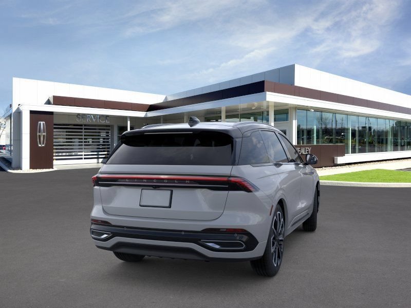 New 2026 Lincoln Nautilus Reserve AWD/4WD image 8