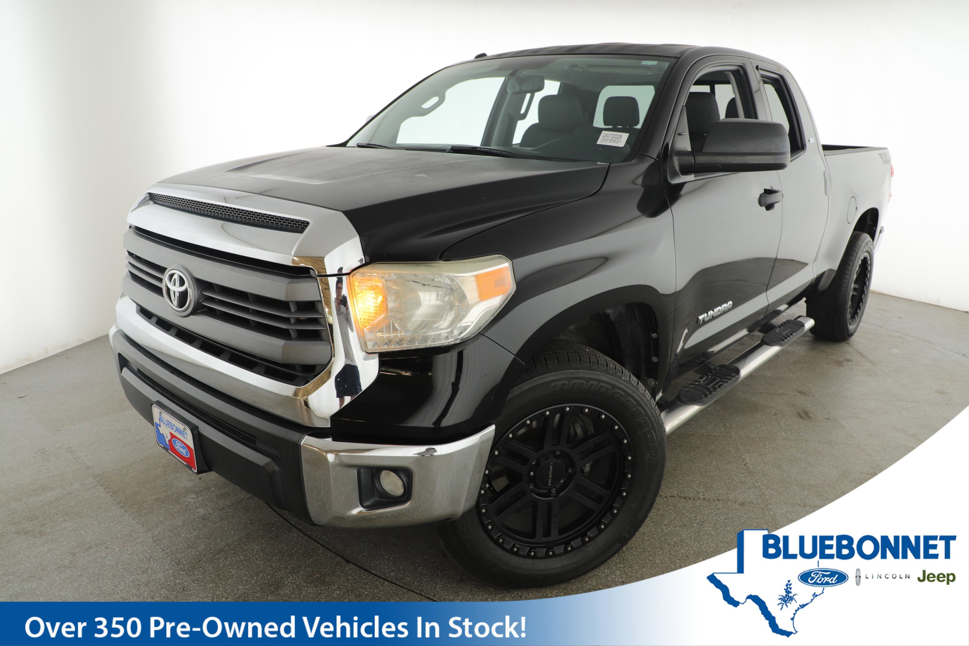 Used 2014 Toyota Tundra SR5 image 1