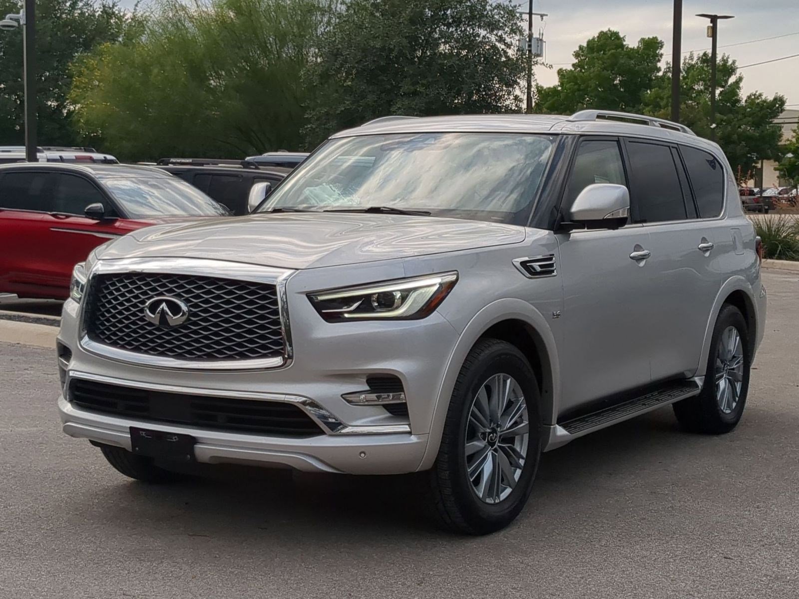 Used 2019 INFINITI QX80 Luxe AWD/4WD image 7
